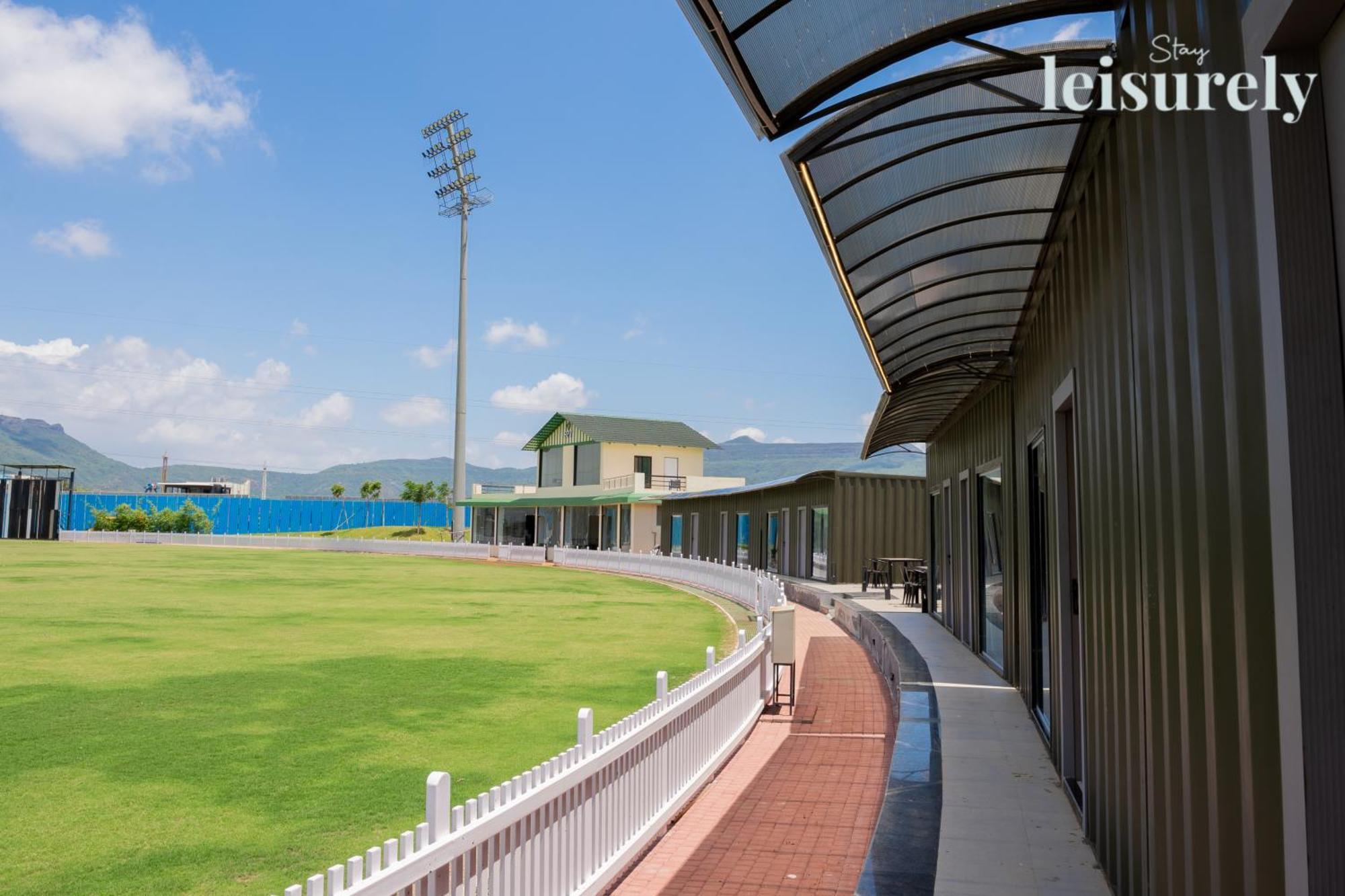 Stay Leisurely - Pavilion By The Hills, Lonavala - Stadium View Rooms Bagian luar foto